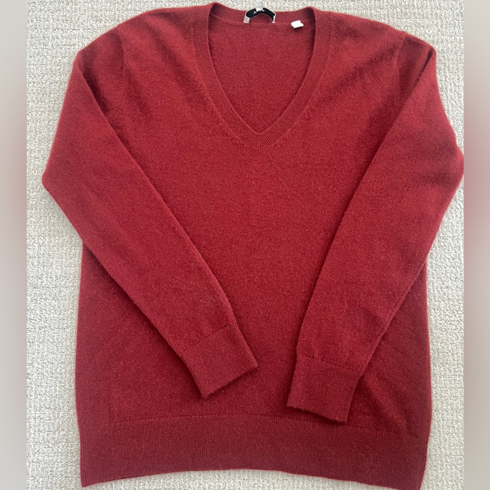 Vince Burgundy Knit Sweater